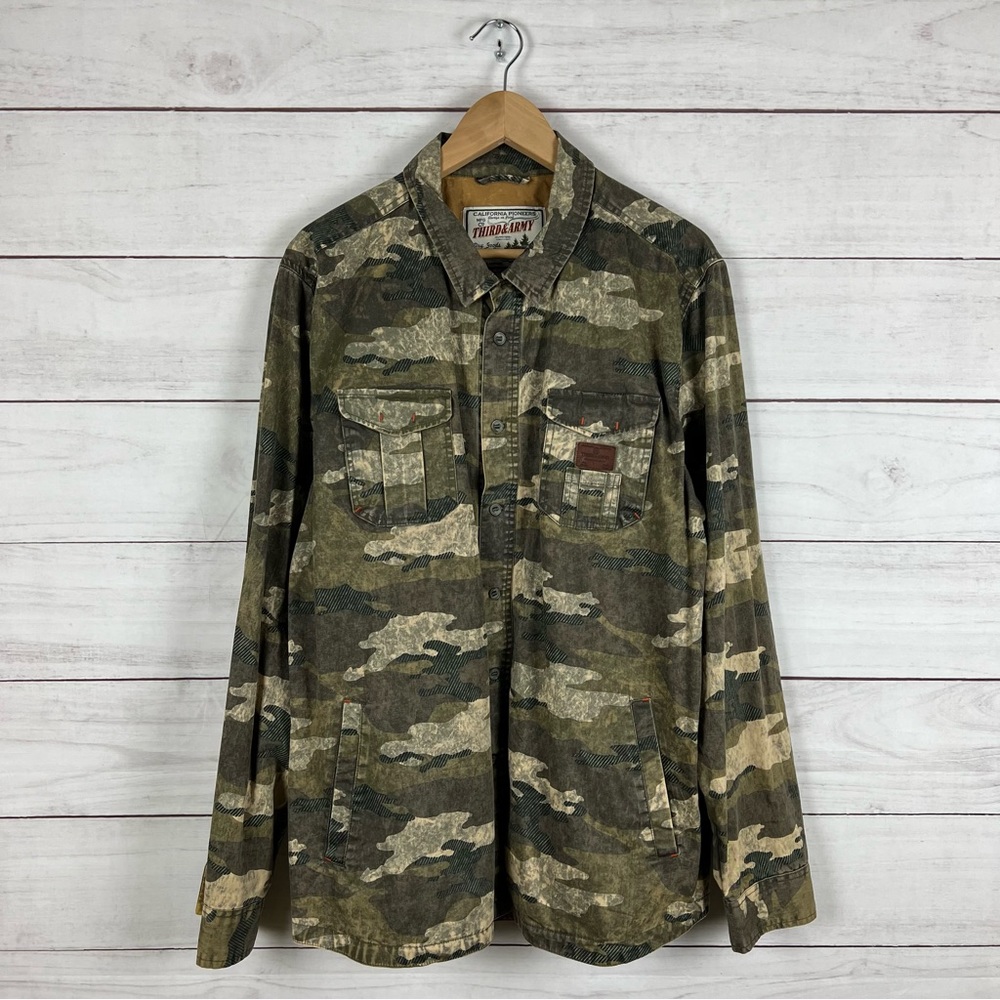 Third & Army Camo Button Down Shirt Large